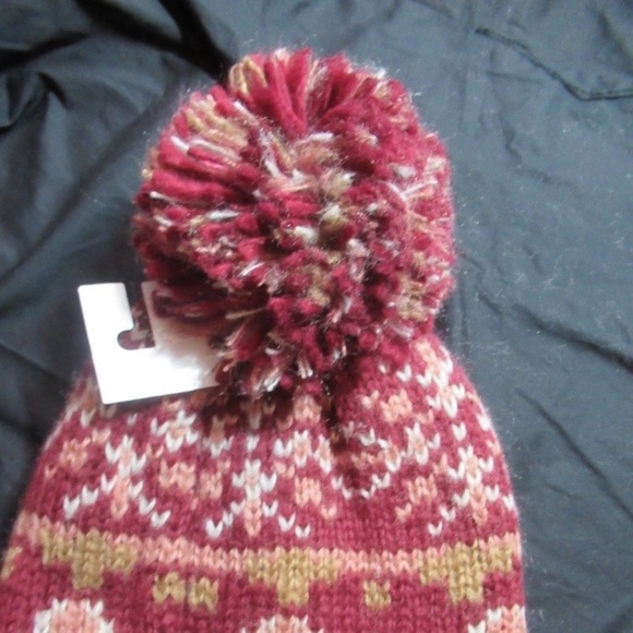 Relisted Sonoma Super cozy hat w pom & mittens retro boho vibe soft cozy yarns - Picture 4 of 12